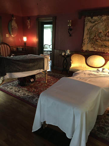 Silver Sycamore Bed & Breakfast 
